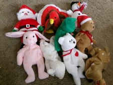VINTAGE HOLIDAY TY BEANIE BABIES WITH TAGES TOTAL  9 VARIETY COVERS 9 HOLIDA