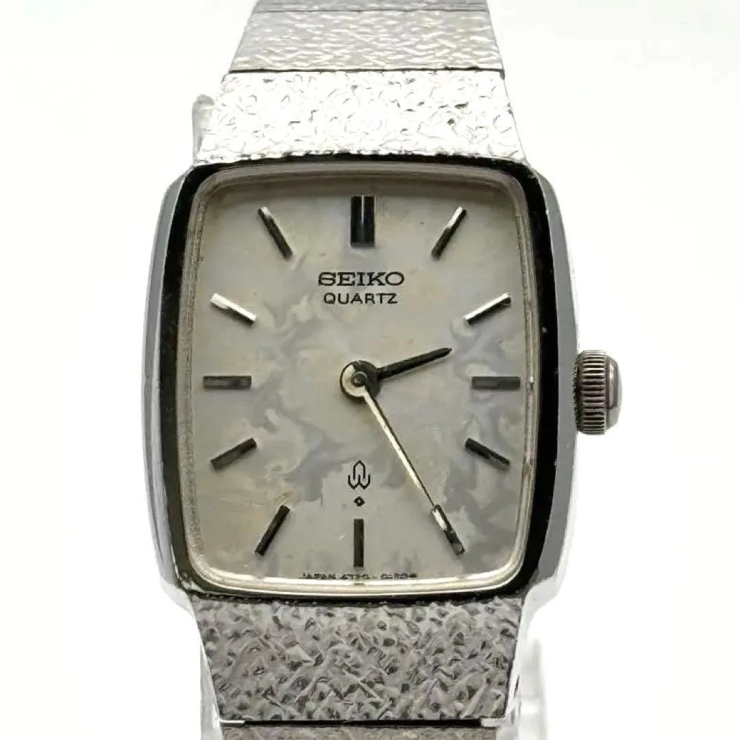 SEIKO Square Type 4720 3040 Vintage Wristwatch