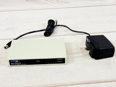 UNICOM FEP-32005T-1 Micro-Switch-5 5-PORT 10/100BASE-TX Switch W/ AC Adapter 
