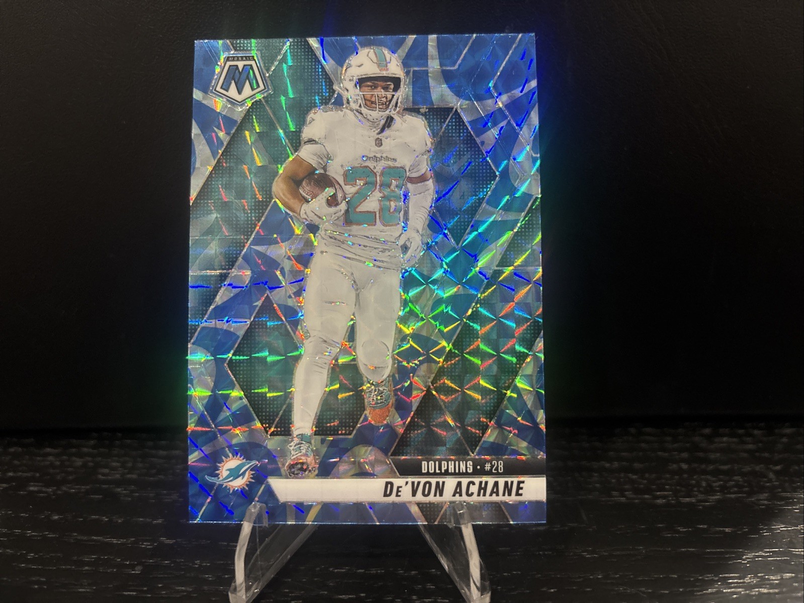 De'Von Achane #58 Football Cards 2025 Panini Mosaic trading card — raw and PSA graded price guide
