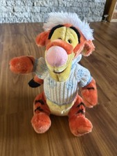 Disney Store Exclusive Tigger Plush Winnie The Pooh Snowflake Sweater Winter Hat