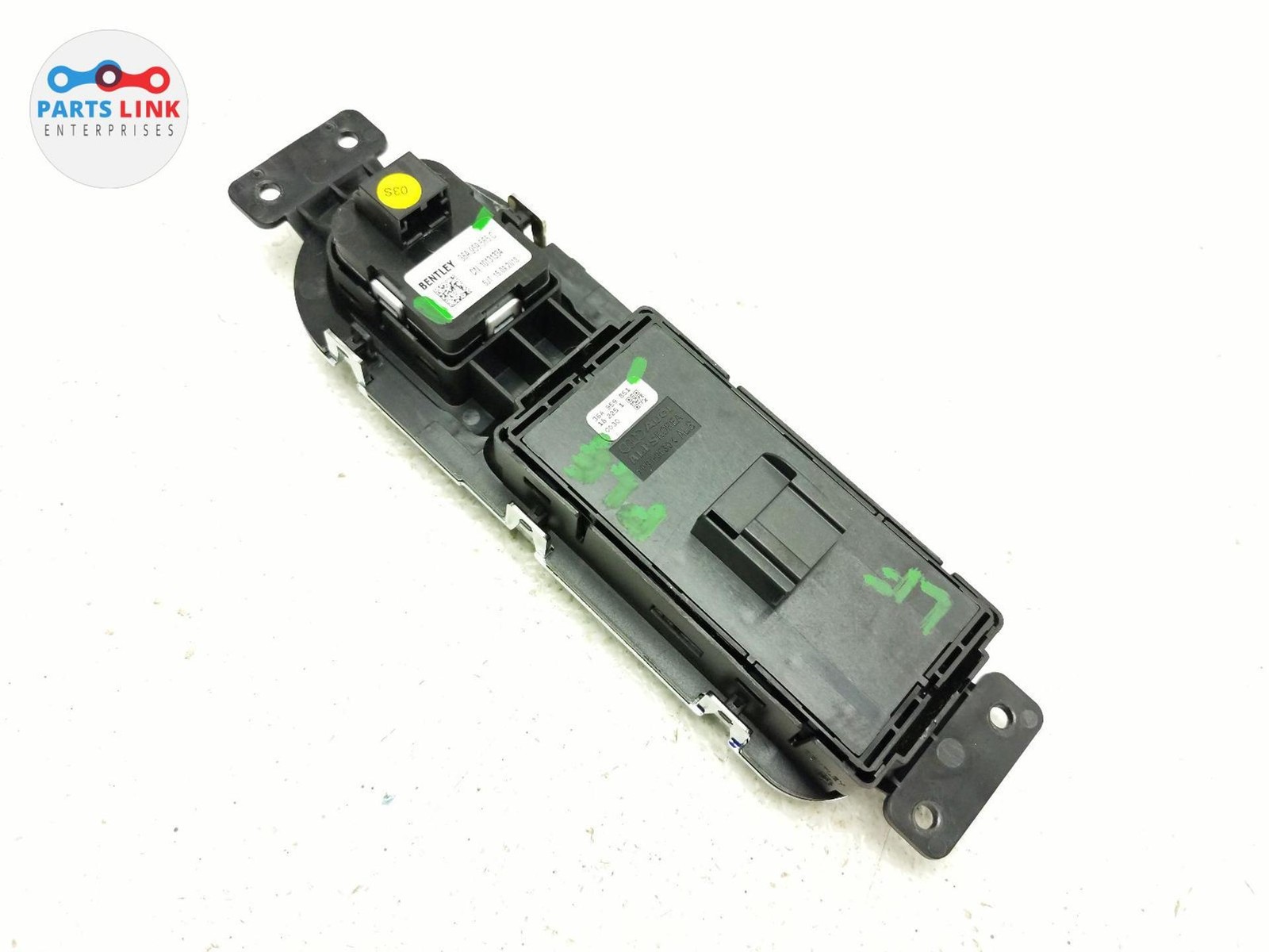 Bentley Bentayga 2016-2020 FRONT+LEFT Window switch