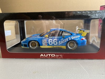 Finished product AUTOart 1/18 Porsche 911 GT3 Daytona