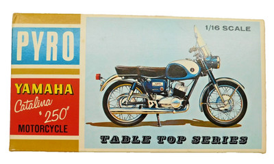 Vtg Box Pyro Yamaha Catalina 250 Motorcycle 1/16 Scale Kit Still in Plastic Bag