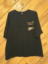 VTG 96 Warner Bros Embroidered Looney Tunes Wiley E Pocket T Shirt 90  s Sz. XL