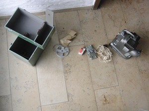 Bolex Paillard M8 Filmprojektor in original Transport; Filmbox 2. Lampe usw