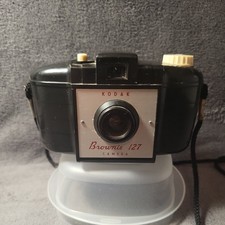 Kodak Brownie 127 Camera  Vintage 1950s Dakon Lens