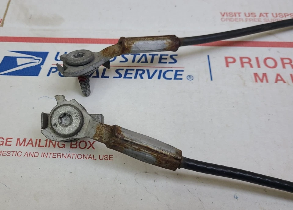 Juego de cables de soporte para puerta trasera Dodge RAM 1500 2009-2018 OEM cables para puerta trasera con perno Foto 2 de 4