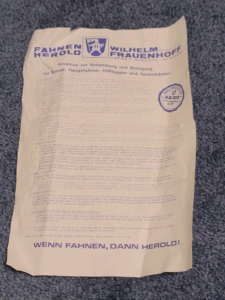 ロボット Reebok x adidas ZX Pump 