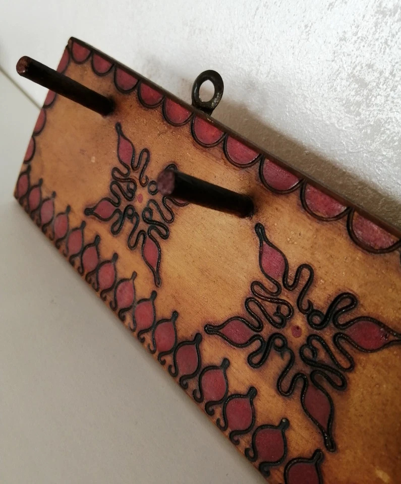 Винтажная настенная деревянная вешалка 60-х годов одежда кухонные полотенца румынское народное искусство - Изображение 3 из 4