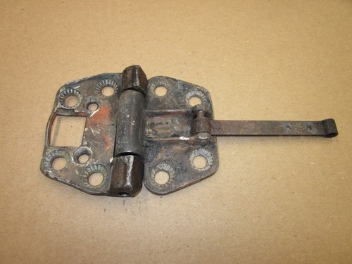 Fiat 850, Alfa Romeo GT Bertone GTV Upper Door Hinge Overhaul Service - Picture 2 of 8