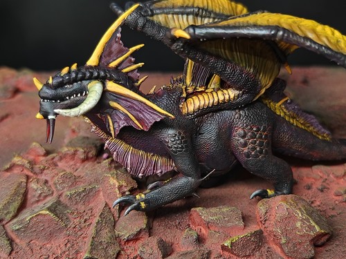 7in Black Dragon Deathwing Nefarian Statue - 10 day Construction period - Picture 7 of 12