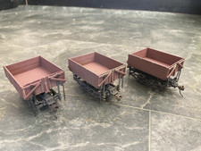 Bachmann Spectrum On30 gauge mining dump cars. Wood sides. Qty 3 railway
