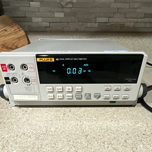 Fluke 45 Benchtop Dual Display DMM Auto-Ranging 10000 Count 1000V RS-232C - product listing photo