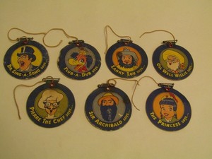 Wonder Bread Flip Pin Premiums