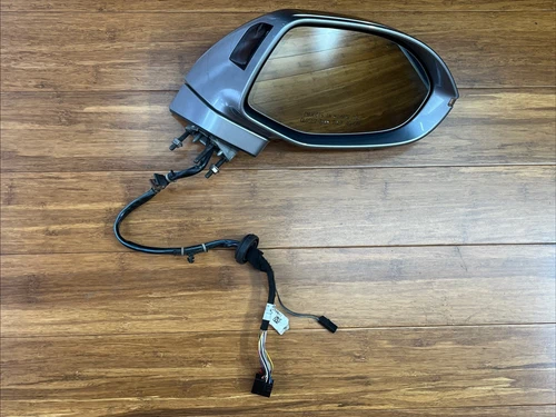2013-2018 Audi S7 Front Right Side Door Mirror Assembly OEM *NOTE*