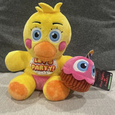 Jazwares Five Nights At Freddy's FNAF Chica 8" Plush Wave 2 Glow Eyes IN HAND