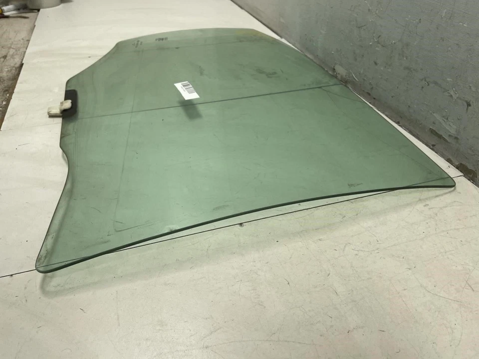 Lincoln MKZ 2010 puerta trasera derecha del lado del pasajero ventana vidrio OEM+ Foto 2 de 4