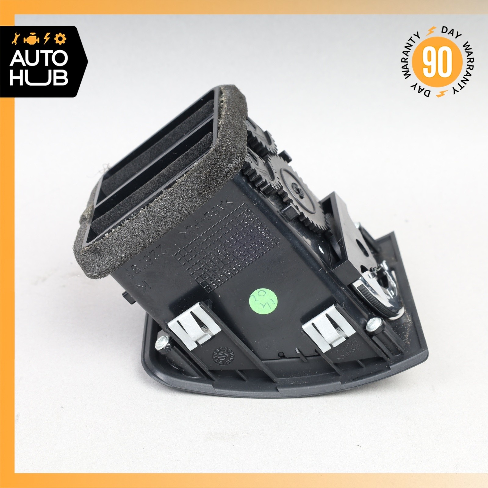 08-19 Maserati GranTurismo M145 Front Right or Left Console AC A/C Air Vent OEM