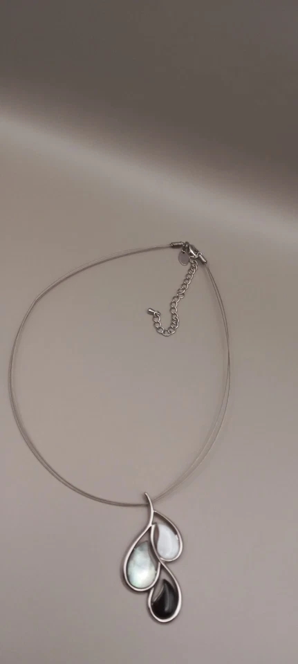 Collar colgante de gotas Lia Sophia doble hilo de alambre 19 pulgadas Foto 3 de 4