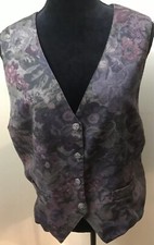 Portraits By Northern Isles Wool Blend Green Floral Vest Made In USA Size LARGE