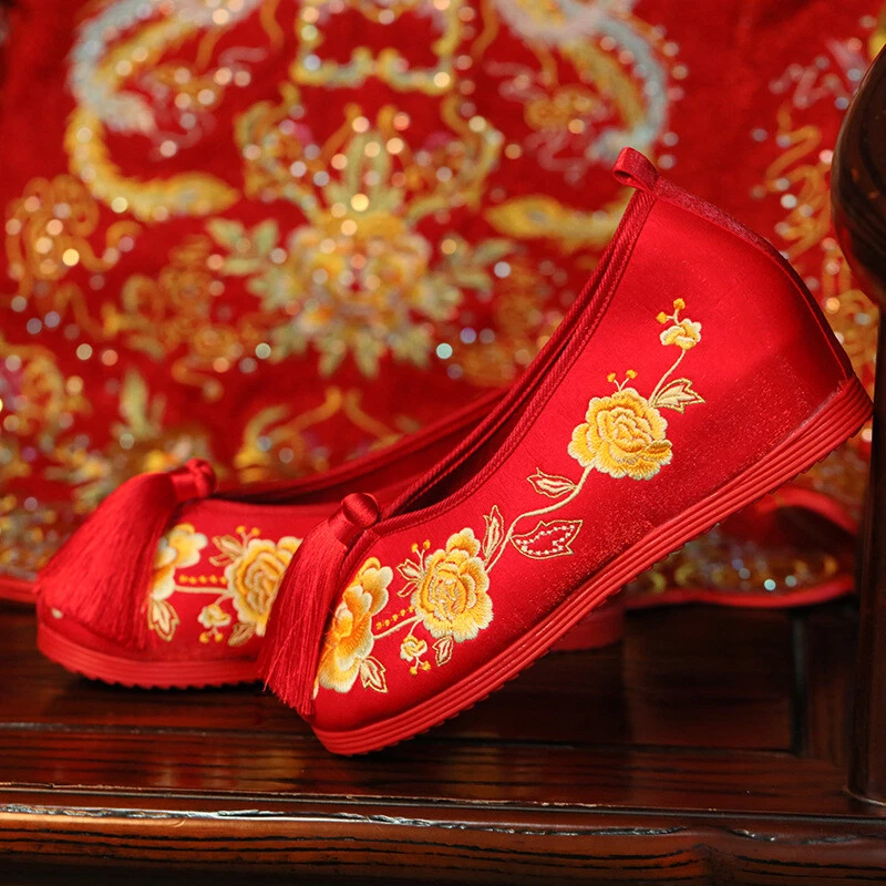 Aggregate more than 171 red low wedge shoes latest kenmei.edu.vn