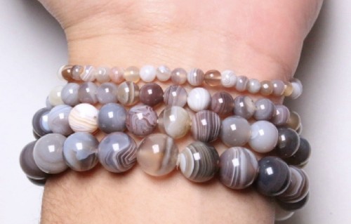 AAA Quality Natural Boswana Agate Round Beaded Bracelet For Men and Women - Picture 10 of 16