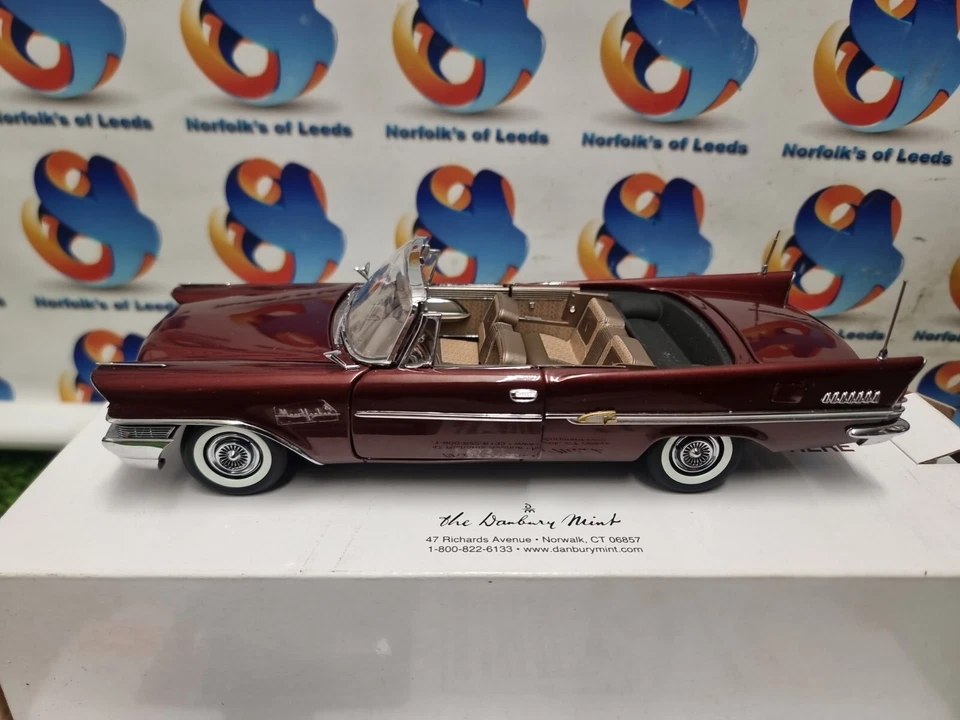 Danbury/Franklin mint 1:24 1958 Chrysler New Yorker Classic Model boxed rare 118 - Image 3 of 4
