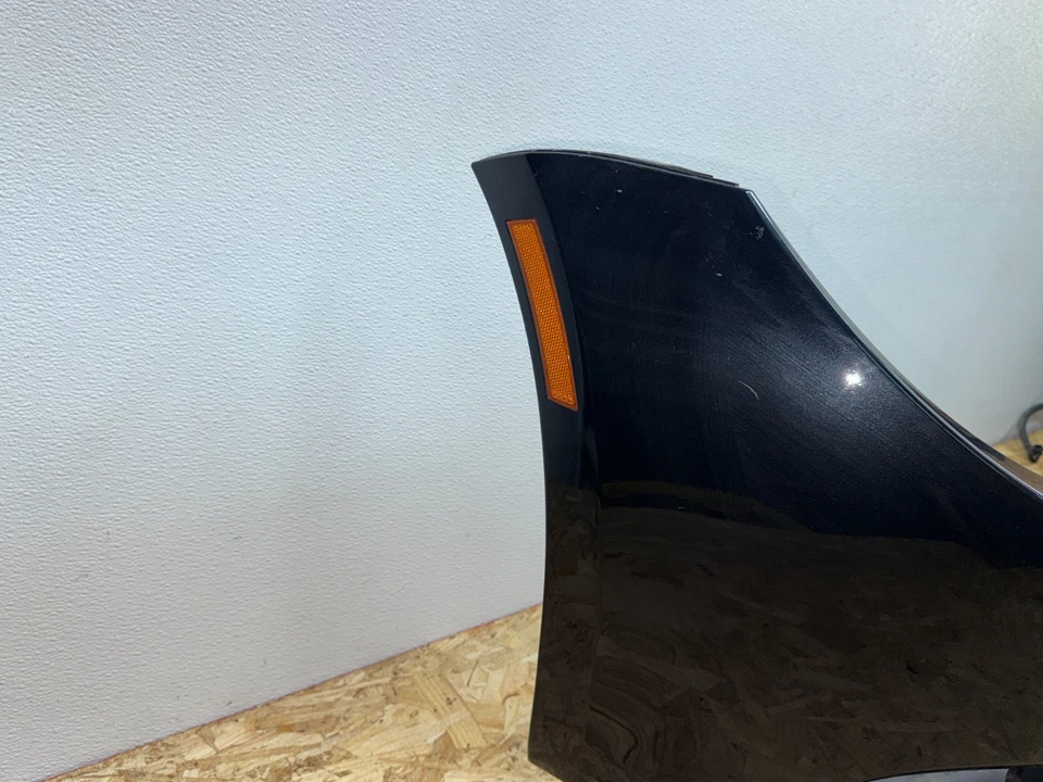 08-10 BMW E63 E64 650I Front Bumper Cover Assembly Complete W/ PDC Black OEM - Image 2 of 4