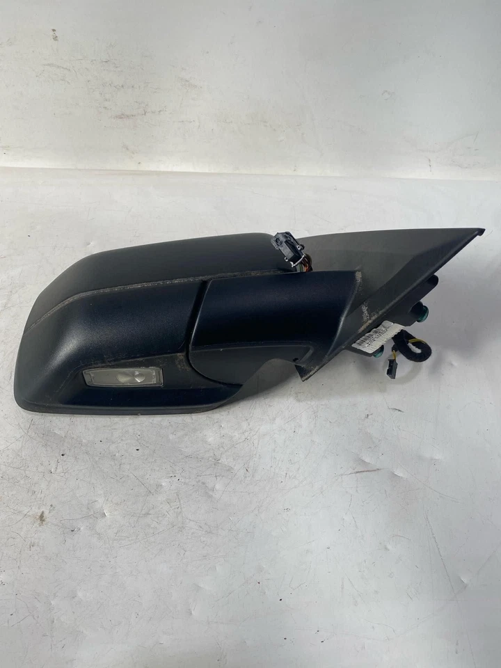 Used Right Door Mirror fits: 2005 Land rover Range rover Electric puddle lamps m - Image 3 of 4