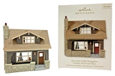 Hallmark ARTS AND CRAFTS BUNGALO 28th Nostalgic Houses And Shops 2011 Ornament