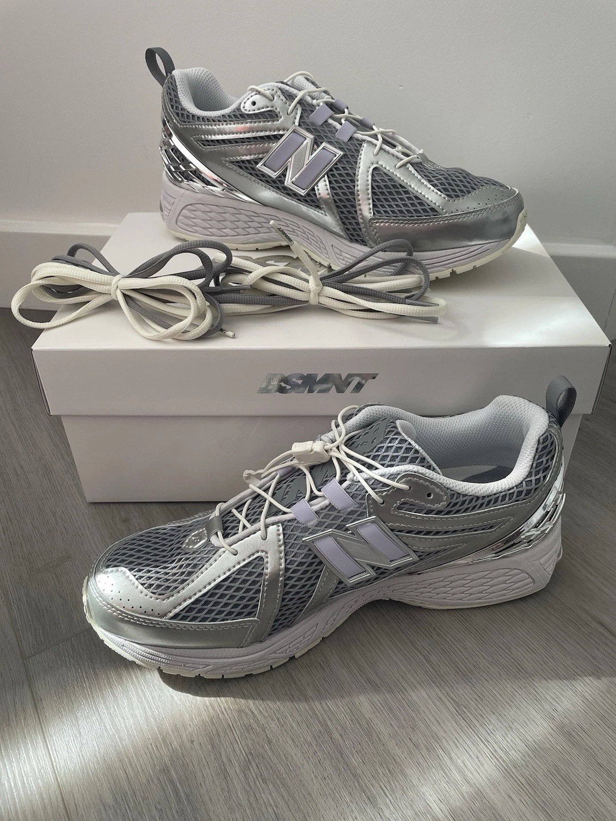 BSMNT X New Balance 1906R Day Chrome UK 9 Nuovo di zecca