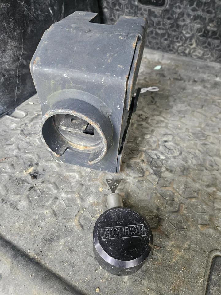 Proven Industries Model 2517-D Trailer Lock, Fits Stamped Demco-Style 2 5/16 - Image 2 of 4