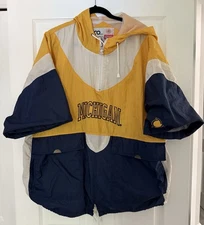 University Of Michigan Windbreaker Mens XL Jacket Short Sleeve Half Zip Hoodie