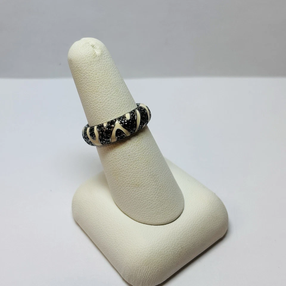 Anillo Hidalgo Plata de Ley 925 Esmalte Negro Circonita Circonita Talla 7 Foto 4 de 4