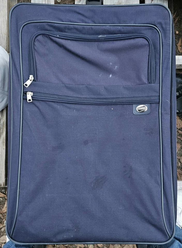 American Tourister Luggage Set 2-Piece 28" X 19" X 9" And 24" X 16" X 8 - Image 3 of 4