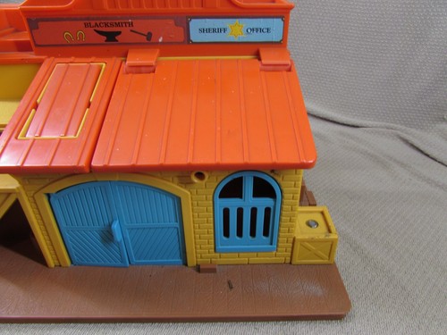 Fisher Price Western Town Building Only  ( Video ) - Picture 3 of 10