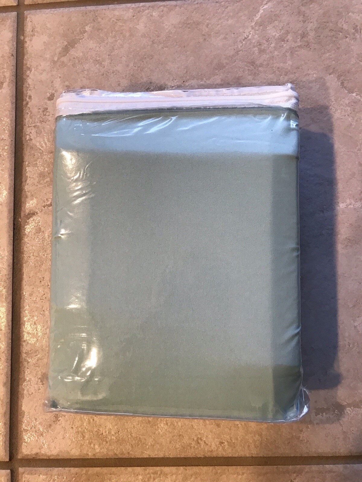 Picture 2 of 3
