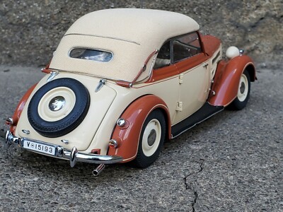 CMC 1938 - 1940 Audi 920 Cabriolet 1:24 Scale Diecast Model Car M