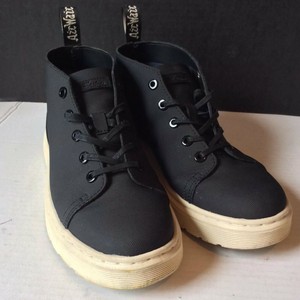 dr martens baynes
