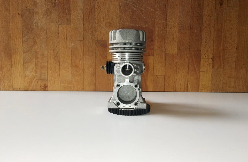 Picco Delta (1/8 Ops Rossi Os Associated SG Pb Sanwa Futaba Novarossi) - Immagine 4 di 4