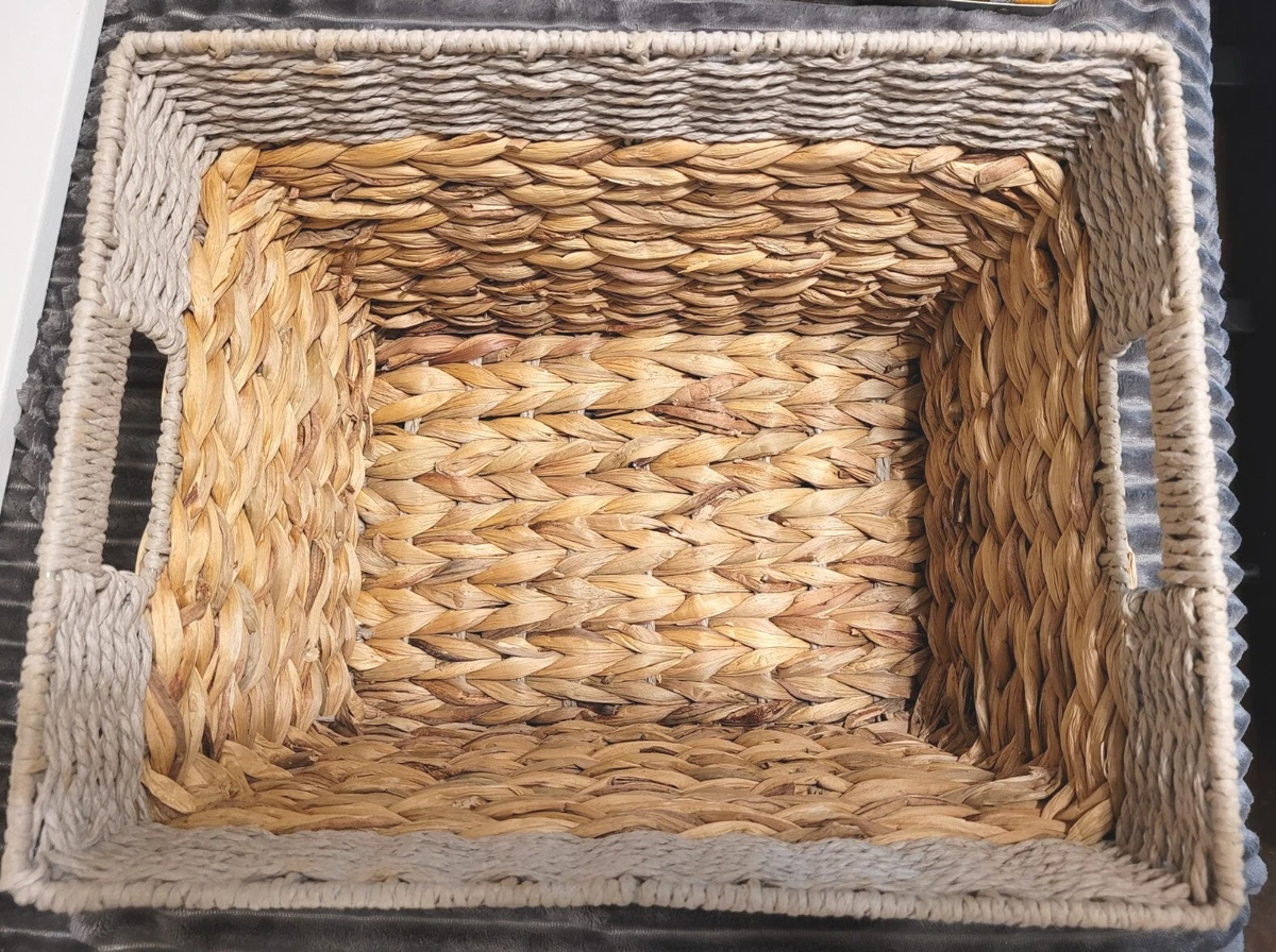 Wicker Storage Basket Large Natural Woven Basket for Organizing Storage 14x11x9