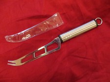 Käsemesser Edelstahl mit spitzer Klinge und guter Säge, Aufhängung, mit Schutzhü