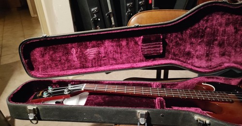 "1973" Vintage Cherry "GIBSON EB-3" with OHSC Serial #056076 in Great Condition - Picture 17 of 24