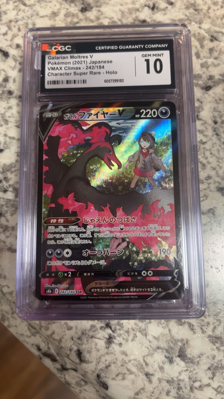 CGC 10 Galarian Moltres V Holo 242/184 CSR VMAX Climax Japanese Pokemon Card
