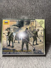 Zvezda Models 1/72 Soviet Engineers 1941-1942