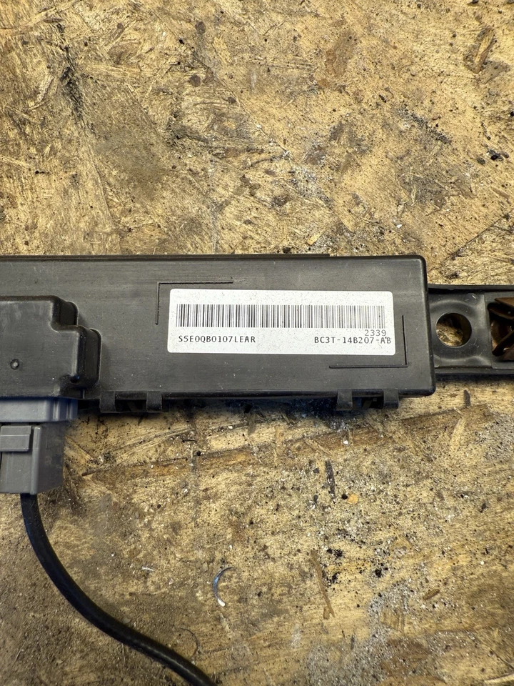 Módulo receptor antena Ford F250 F350 Super Duty 2011-2016 BC3T14B207AB, 07292D Foto 3 de 4