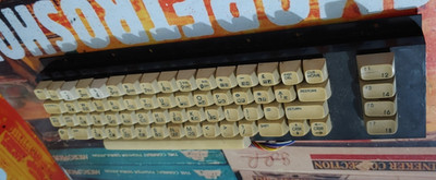 Commodore 64 II C Keyboard / Tastatur (works) 8-bit classic computer 2 keys repl