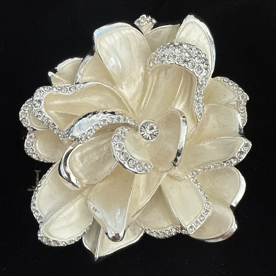 Broche grande Joan Rivers edición limitada # 2549 esmalte crema estrás GARDENIA como nuevo