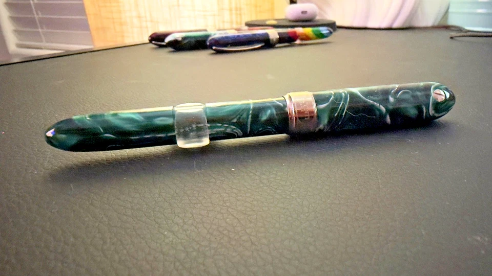 Ручка перьевая Visconti Millennium Arc Moonlight - зеленая - ограниченный выпуск 47/200 - F новая в коробке - Изображение 2 из 4